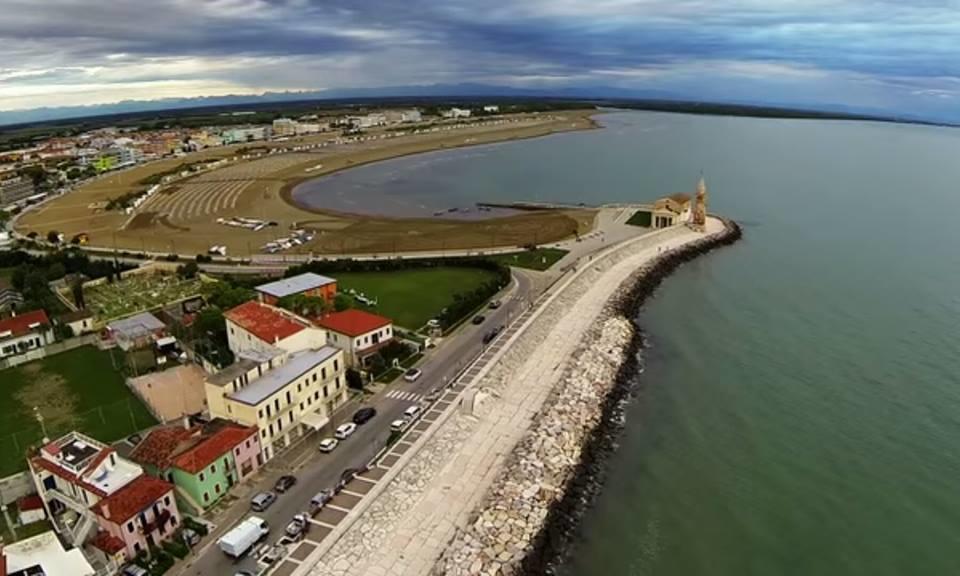 Hotel Fornaro Caorle Eksteriør billede